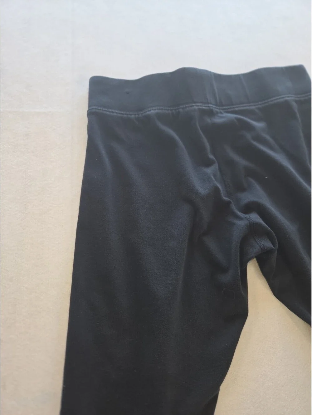 Nike Essential Leggings Women Medium Black Tight Fit High Rise CB1 0009
